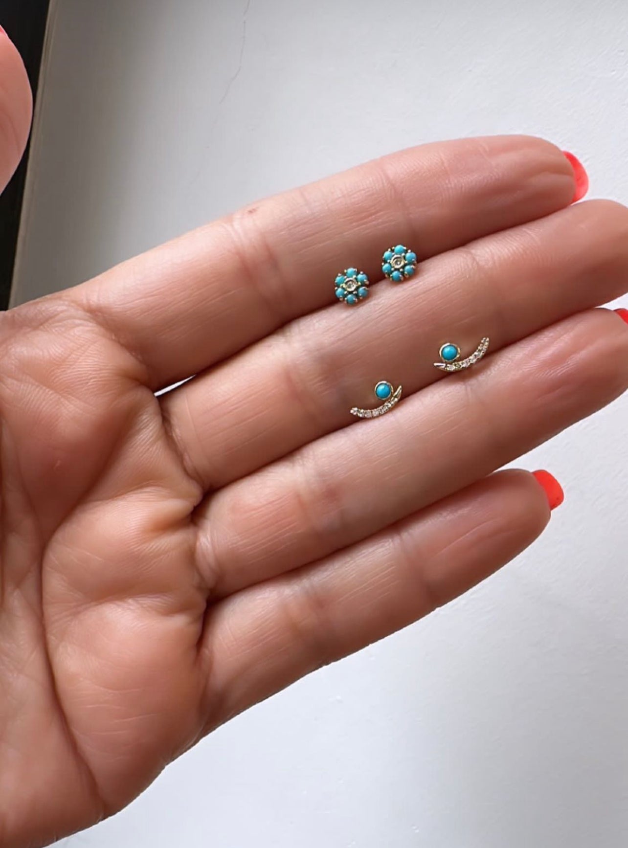 14k Gold Turquoise & Diamonds Fashion Earrings