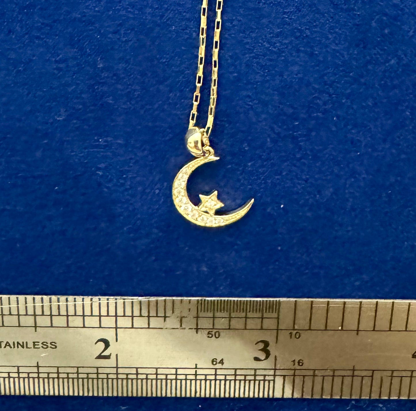 Media Luna con Estrella - Ronny