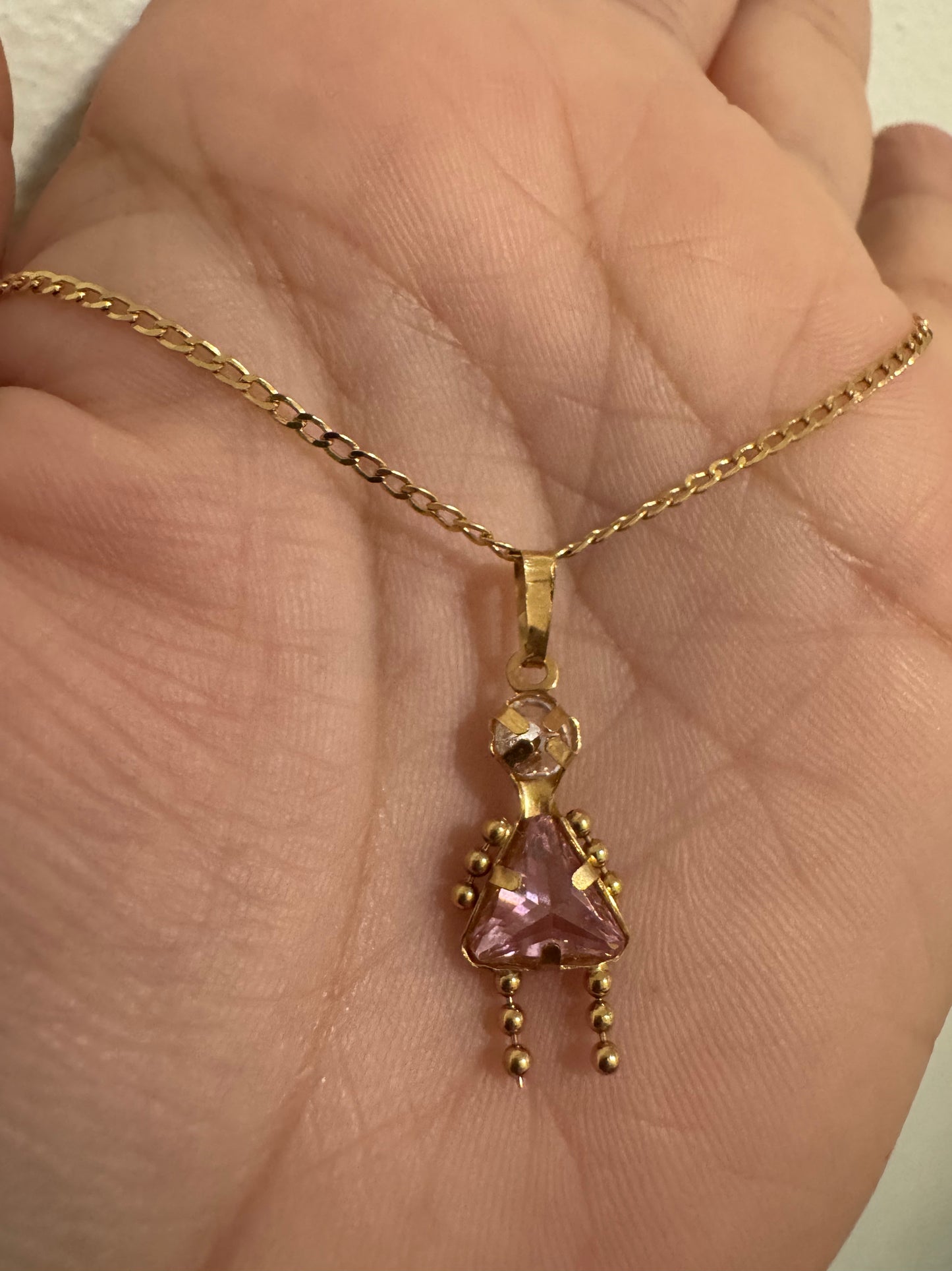 14k Mercedes Escobar