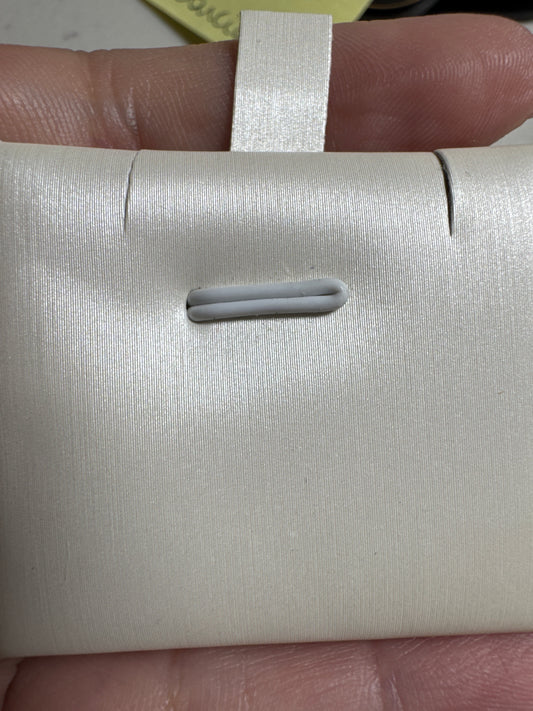 14K Emelyn Alvarenga