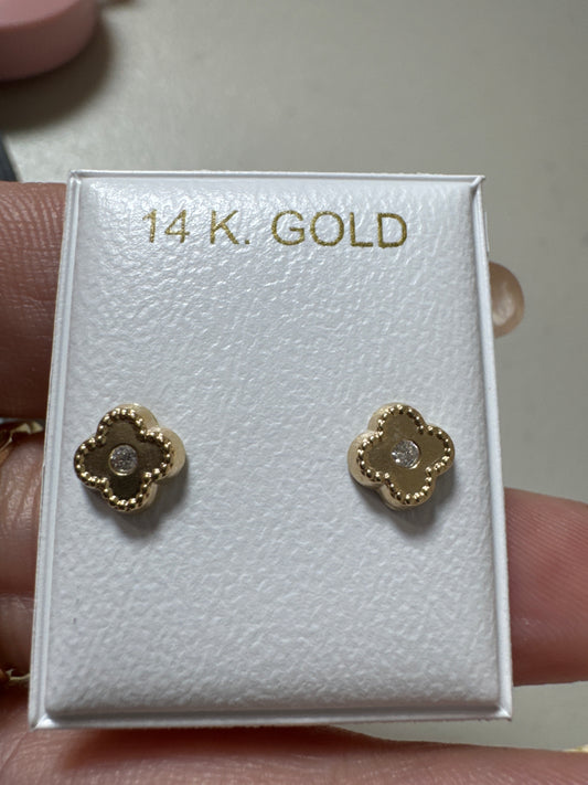 14K Julissa Feliciano