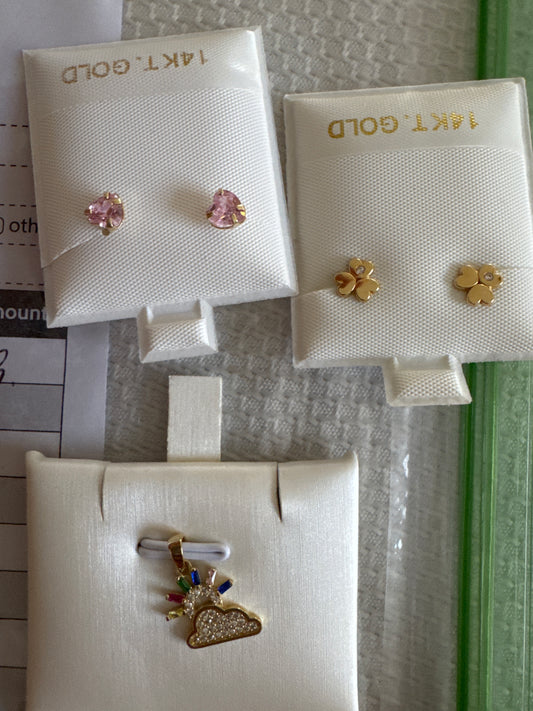 14K Luz Maria Coss va apartar con $100