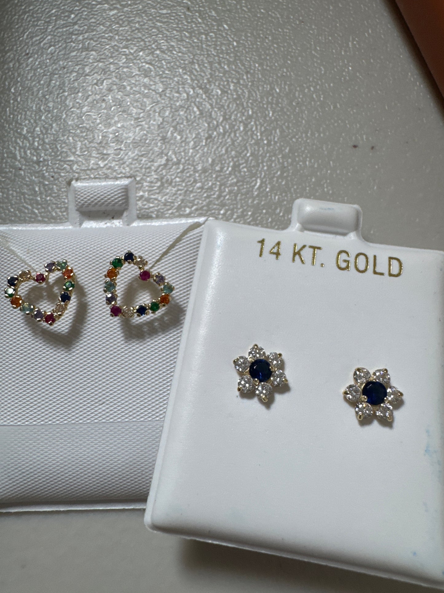 Tania aretes Promo 14K