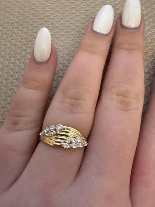 Luz anillo size 6