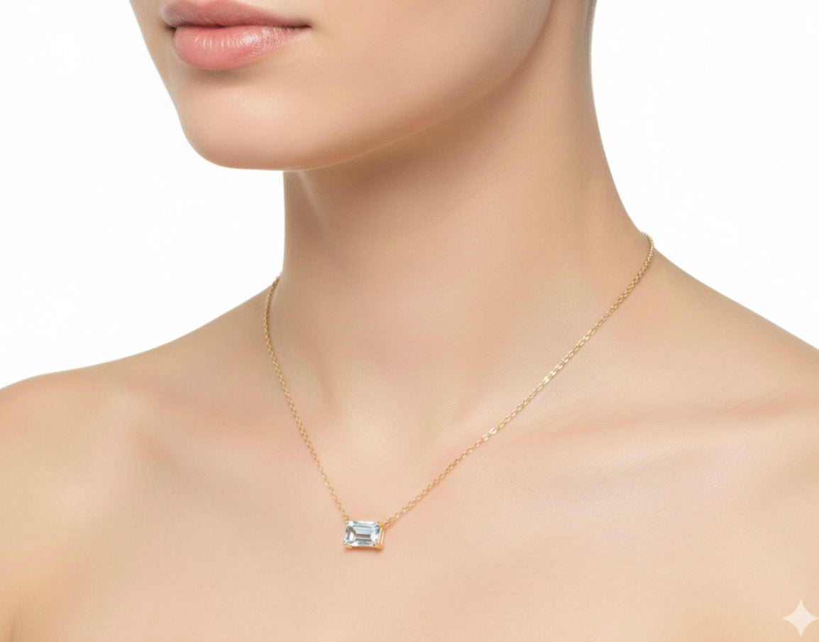14K Yellow Gold Aquamarine Gemstone Solitaire Pendant Necklace
